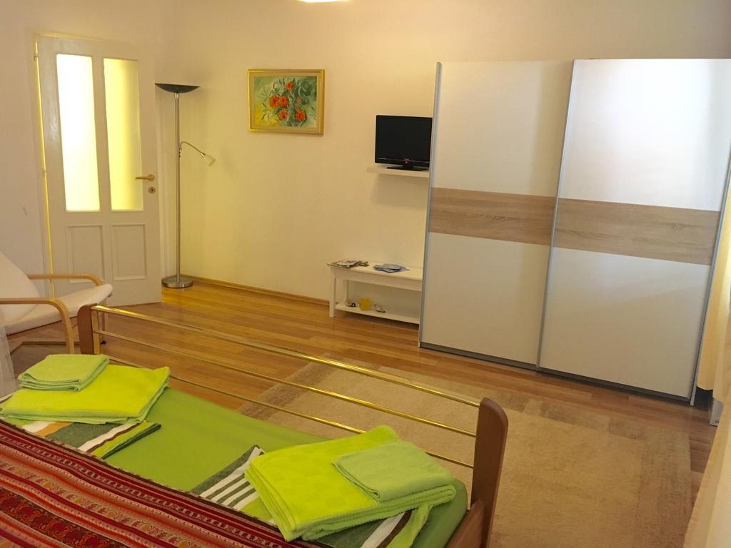 Ana Apartment Пула Экстерьер фото